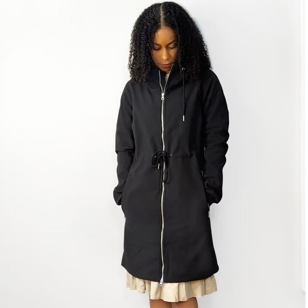 Danelise  Softshell Black Parka